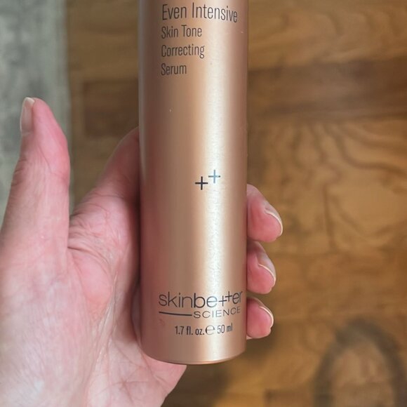Even Intensive Skin Tone Correcting Serum - Picture 3 of 3